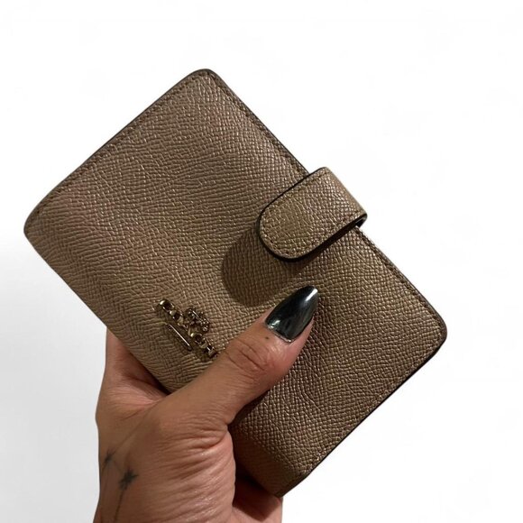 Coach medium corner zip wallet - Picture 1 of 5